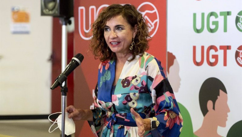 ep la ministra de hacienda maria jesus montero en una rueda de prensa tras entregar los presupuestos ep la ministra de hacienda maria jesus montero en una rueda de prensa tras entregar los presupuestos