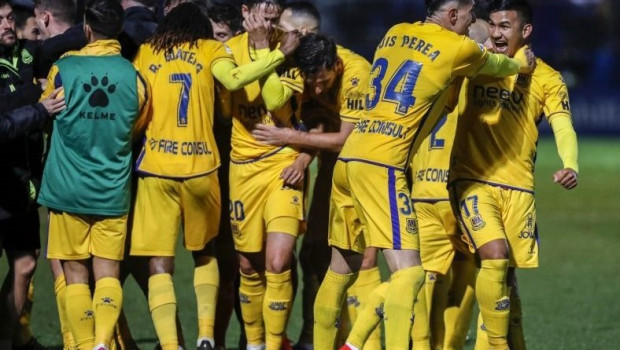 ep los jugadores de la ad alcorcon celebran un gol