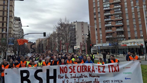 ep manifestacion en pamplona en contra del cierre de la planta de bsh en esquiroz