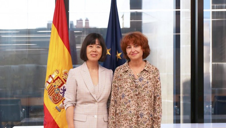 ep maria pena consejera delegada de icex espana exportacion e inversiones junto a xin wang ceo