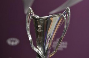 ep trofeola uefa womens champions league