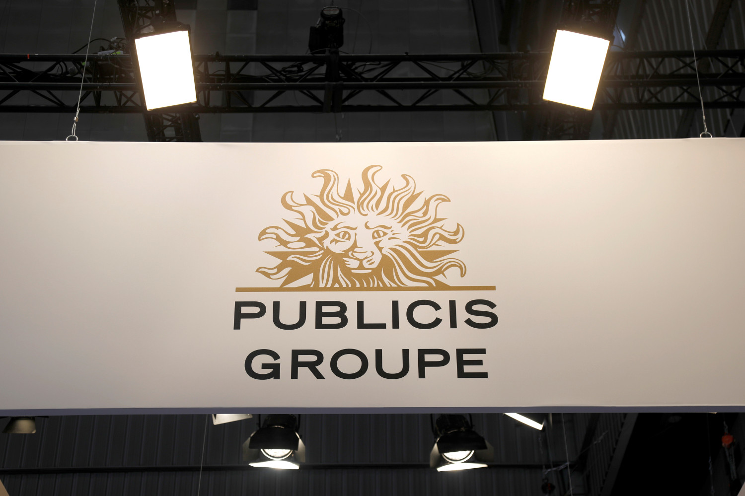 les ventes de publicis se contractent de 4 5 en organique au 4e trimestre 