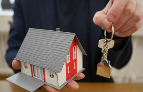 1627461379 house keys 45210731280