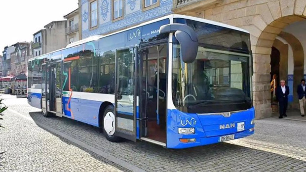 ep alsa inicia sus operaciones en el area metropolitana de oporto con una flota de 200 autobuses