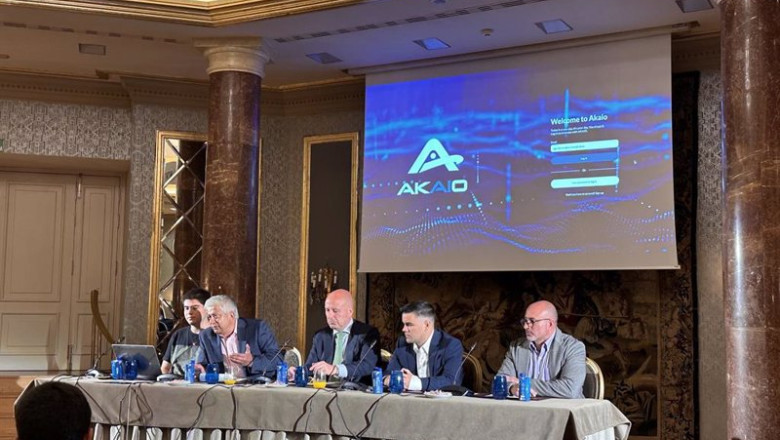ep archivo presentacion de la plataforma akaio de kyra group en el hotel wellington de madrid a 20 ep archivo presentacion de la plataforma akaio de kyra group en el hotel wellington de madrid a 20