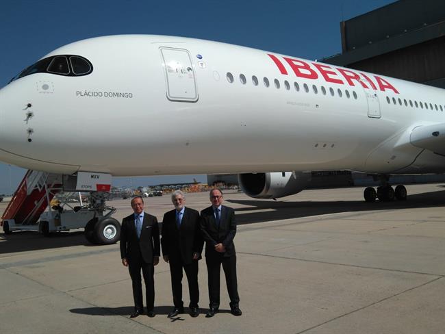 ep bautizo avion placido domingo