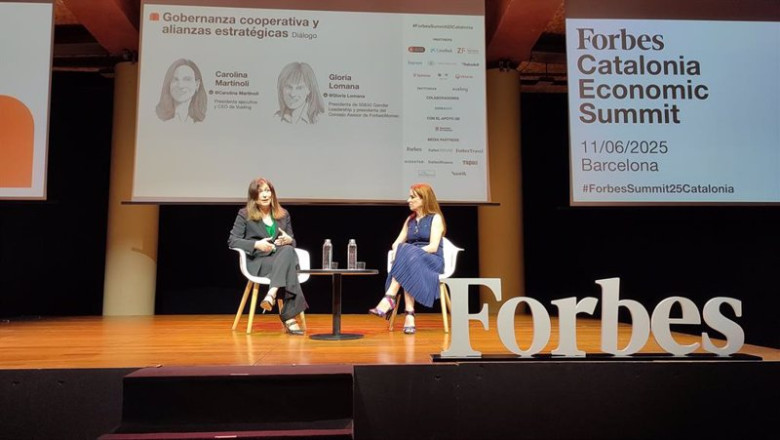 Carolina Martinoli y Gloria Lomana, en Forbes Catalonia Economic Summit. | EUROPA PRESS ep carolina martinoli y gloria lomana en forbes catalonia economic summit