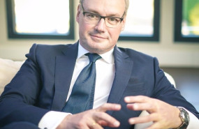 ep daniel escondrillas deja la primera linea de natixis partners espana como consejero delegado pero