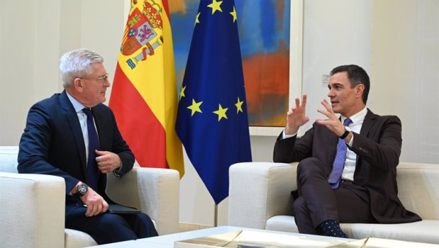 ep el consejero delegado de ericsson borj ekholm y el presidente del gobierno de espana pedro