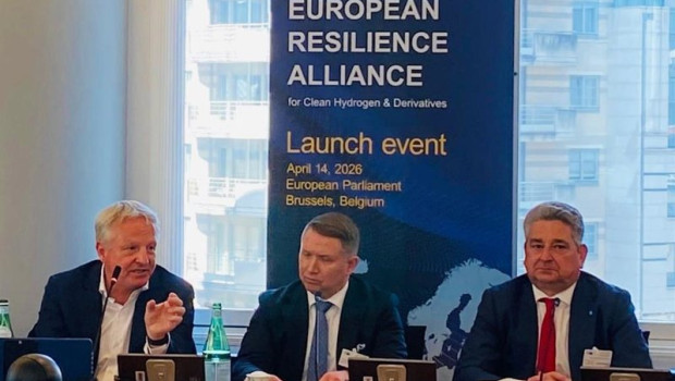 ep el consejero delegado de moeve maarten wetselaar el consejero delegado de gasgrid finland olli ep el consejero delegado de moeve maarten wetselaar el consejero delegado de gasgrid finland olli