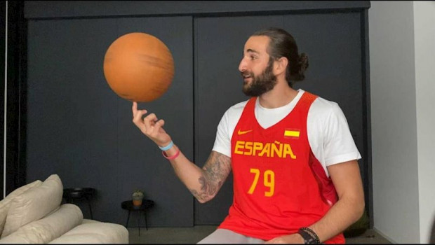 ep el internacional espanol de baloncesto ricky rubio