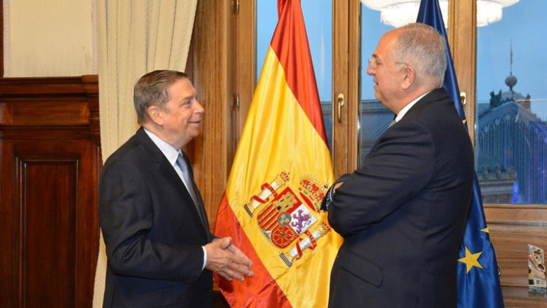 ep el ministro de agricultura pesca y alimentacion luis planas recibe al comisario de pesca y