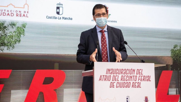 ep el presidente de la diputacion de ciudad real jose manuel caballero