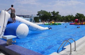 ep juegos hinchablesfiesta acuaticauna piscinahuesca