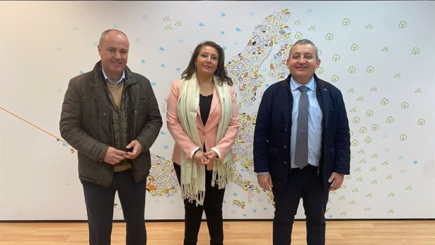 ep la consejera de agricultura pesca agua y desarrollo rural carmen crespo en su visita el proyecto
