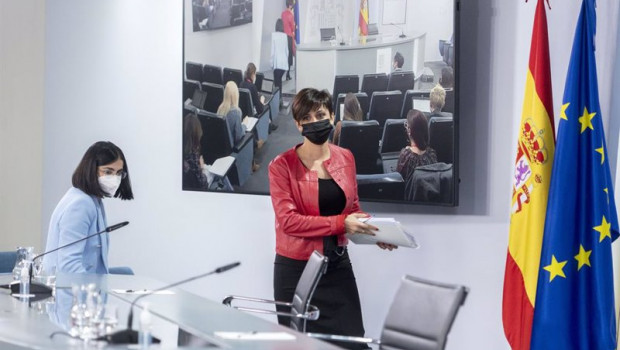 ep la ministra de sanidad carolina darias i y la ministra portavoz isabel rodriguez a su llegada a