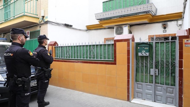 ep la policia registrabatardecasasevilla relacionadayihadista detenidomarruecos