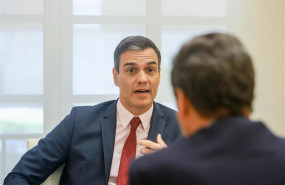 ep presidentegobiernofunciones pedro sanchez durantereunionla ministratrabajofunciones magdalena valerio el presidentecepyme gerardo cuervapresidentela ceoe antonio garamendila moncloa