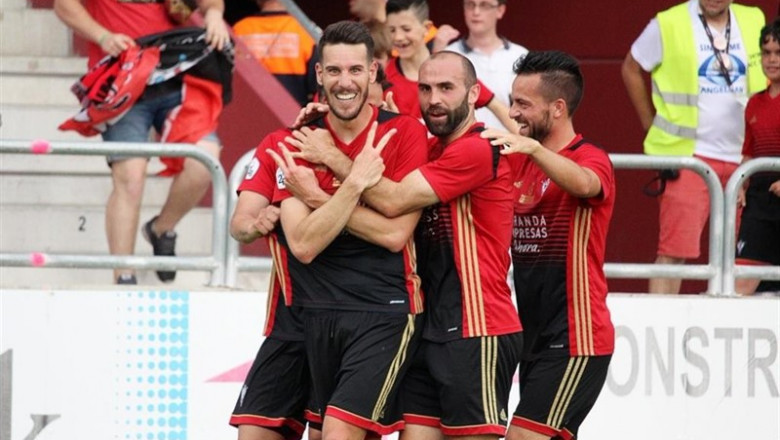 ep varios jugadorescd mirandes celebrangol