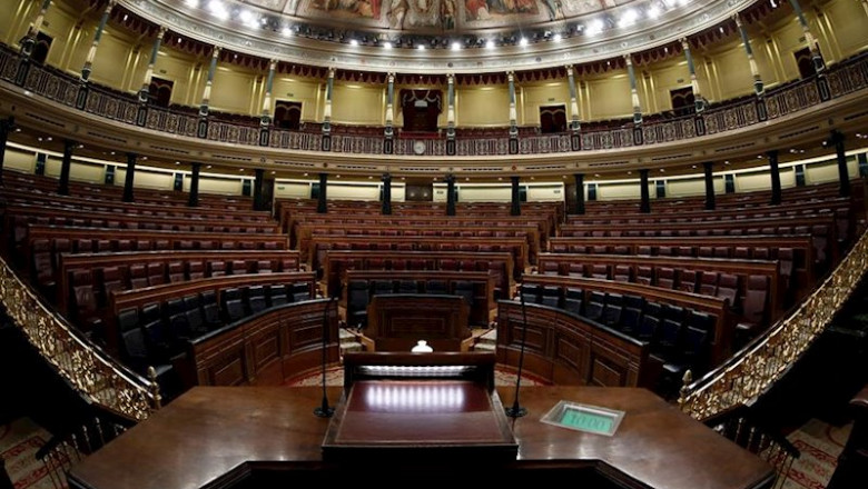 Vista del hemiciclo del Congreso, donde este miércoles el presidente del Gobierno, Pedro Sánchez, explica la declaración del estado de alarma y las medidas para paliar las consecuencias de la pandemia provocada por el coronavirus, en Madrid (España), a 18 | Pool ep vista del hemiciclo del congreso donde este miercoles el presidente del gobierno pedro sanchez