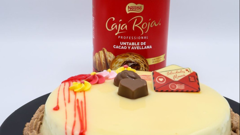 tarta caja roja da de la madre 