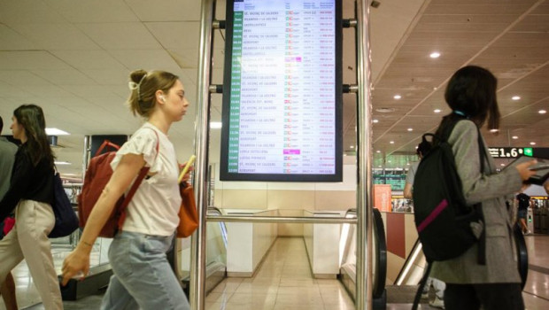 ep archivo   renfe ofrecera alternativas por carretera ante la suspension de lineas por el temporal