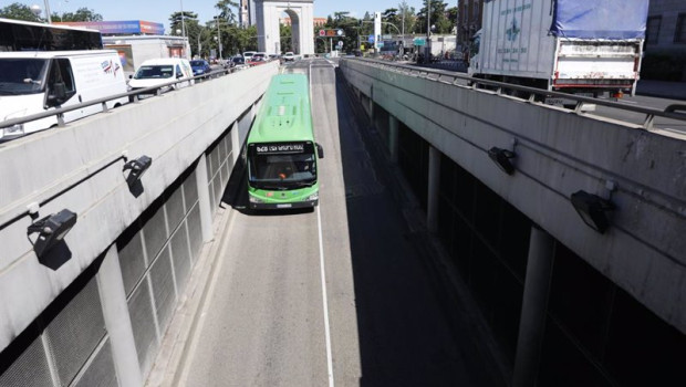 ep archivo   un autobus circula por madrid