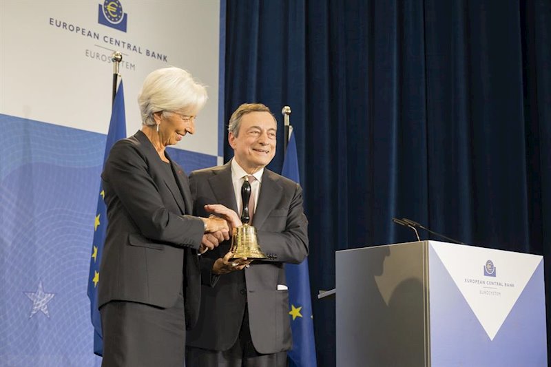Ceremonia de traspaso de poderes en el BCE entre Mario Draghi y Christine Lagarde | BCE ep ceremonia de traspaso de poderes en el bce entre mario draghi y christine lagarde