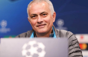 ep el entrenador del tottenham hotspur jose mourinho