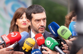 ep el ministro de derechos sociales consumo y agenda 2030 pablo bustinduy en un acto en bilbao