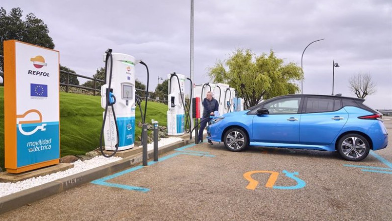 ep el nuevo punto de repsol de recarga de vehiculos electricos en venturada madrid ep el nuevo punto de repsol de recarga de vehiculos electricos en venturada madrid