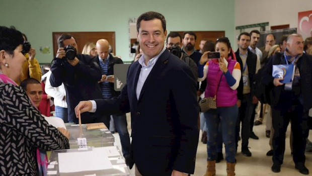 ep el presidente del pp-a y de la junta de andalucia juanma moreno vota en las elecciones generales