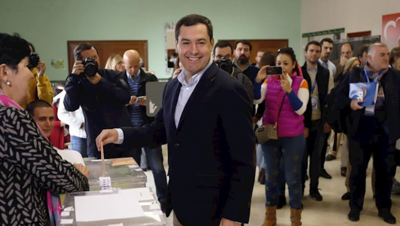 ep el presidente del pp-a y de la junta de andalucia juanma moreno vota en las elecciones generales