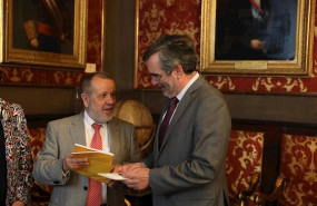 ep el presidente del senado manuel cruz d recibe en el senado al defensor del pueblo en funciones