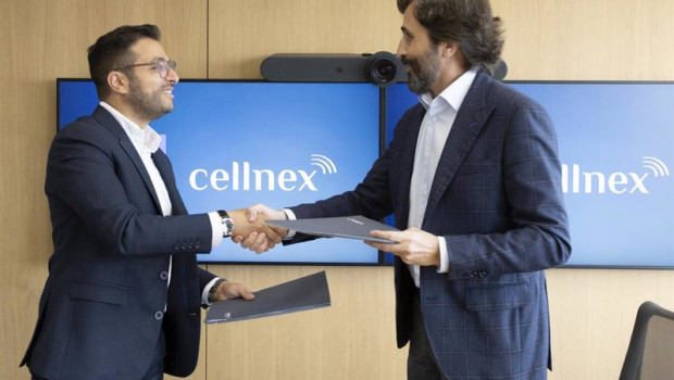 ep firma del acuerdo entre cellnex y wef
