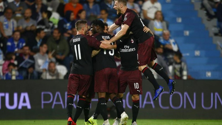 Los jugadores del AC Milan celebran un gol | Spada/Lapresse via ZUMA Press/dp / DPA - Archivo ep los jugadoresac milan celebrangol