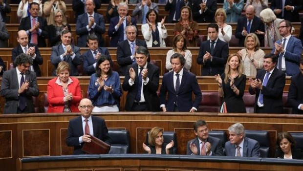 ep montoroaplaudidolos diputadospasartramitepresupuestos