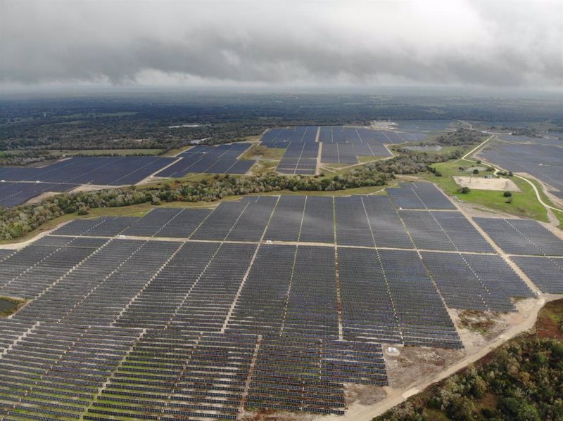 Naturgy inicia la construcción de tres plantas fotovoltaicas en Castilla-La Mancha con una inversión de 76 millones