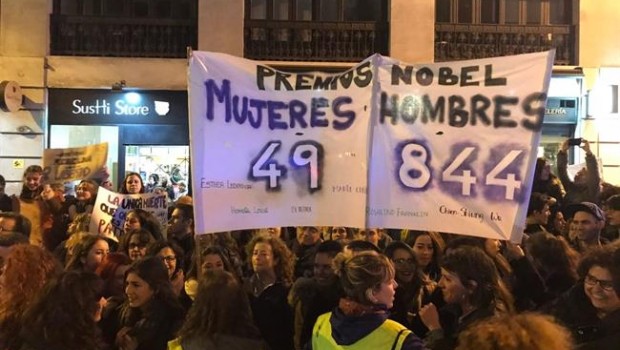 ep premios nobel manifestacion 8m