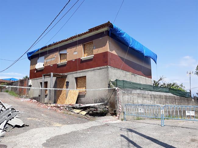 Una de las casas afectadas por la explosión pirotécnica en Tui | EUROPA PRESS ep unalas casas afectadasla explosion pirotecnicatui