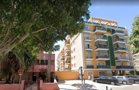 roban en marbella y el ladrn se mata al huir