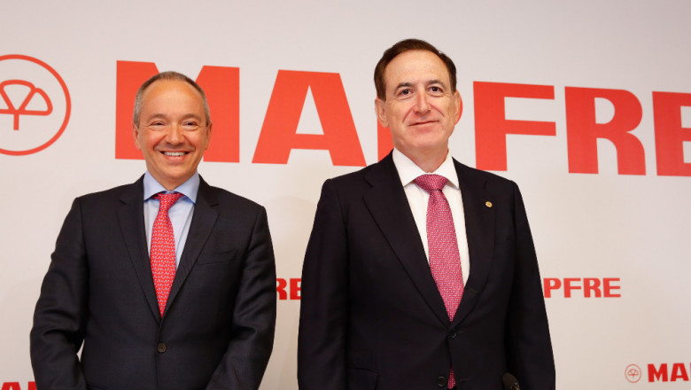 Rueda de prensa de Mapfre. antonio huertas, presidente de mapfre, y fernando mata, director financiero