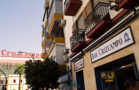 1571347501 bar cruzcampo 1