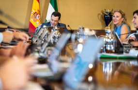 ep archivo   el presidente de la junta de andalucia juanma moreno preside una reunion del consejo de