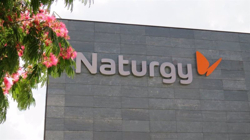 Naturgy invierte 28 millones de euros en la nueva planta solar Las Jaras de Badajoz