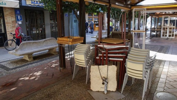 ep archivo   un bar cerrado por las restricciones frente al covid
