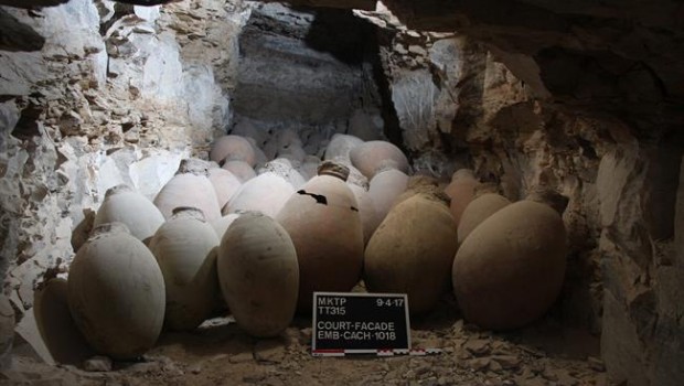 ep arqueologos espanoles encuentran 56 objetos relacionadosla momificacion