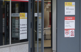 ep aspecto del interior de la nueva oficina de empleo del barrio de la concepcion a 14 de octubre de
