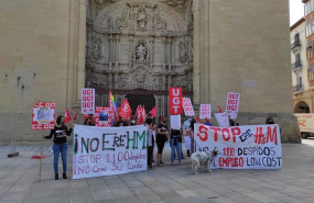 ep concentracion trabajadoras de hm contra el ere de la compania textil