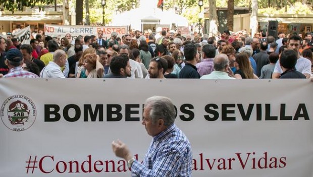 ep concentracionsevillaapoyolos bomberos juzgadoslesbos